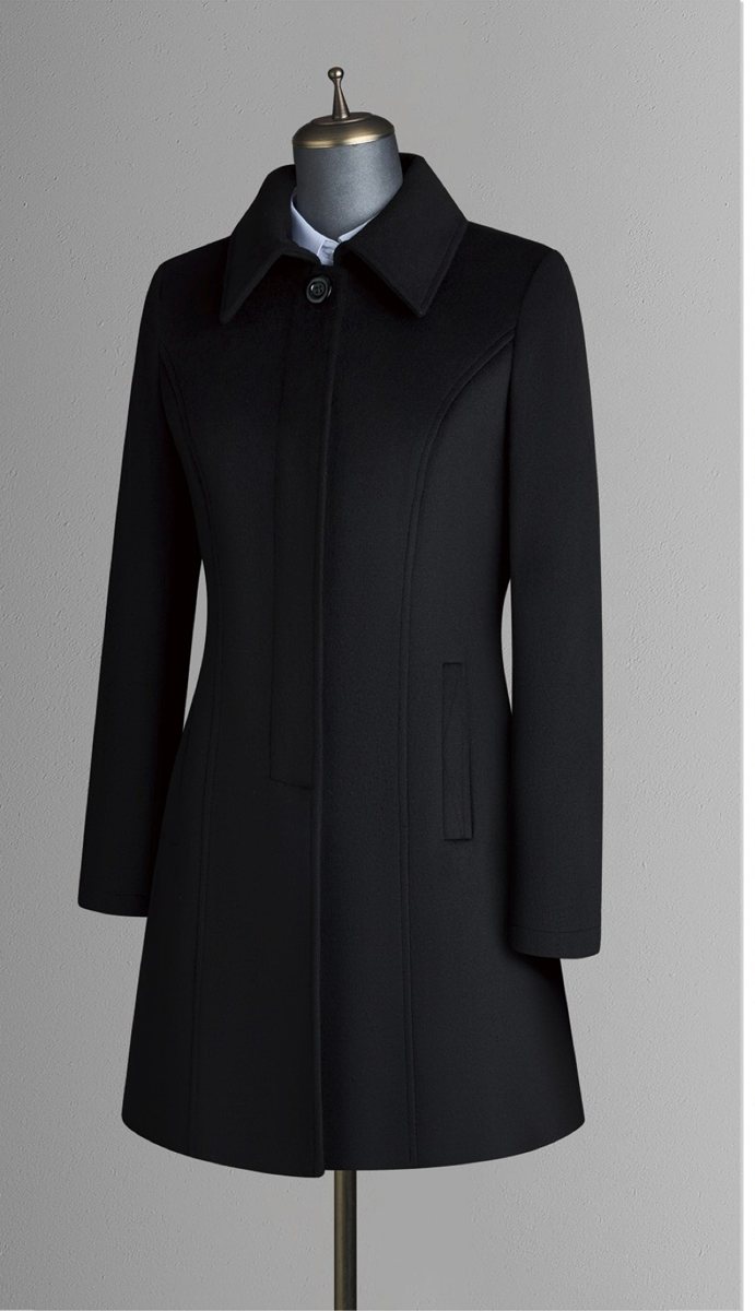 DW-1111 - Women's overcoat - Coordinated outfit / source-page image