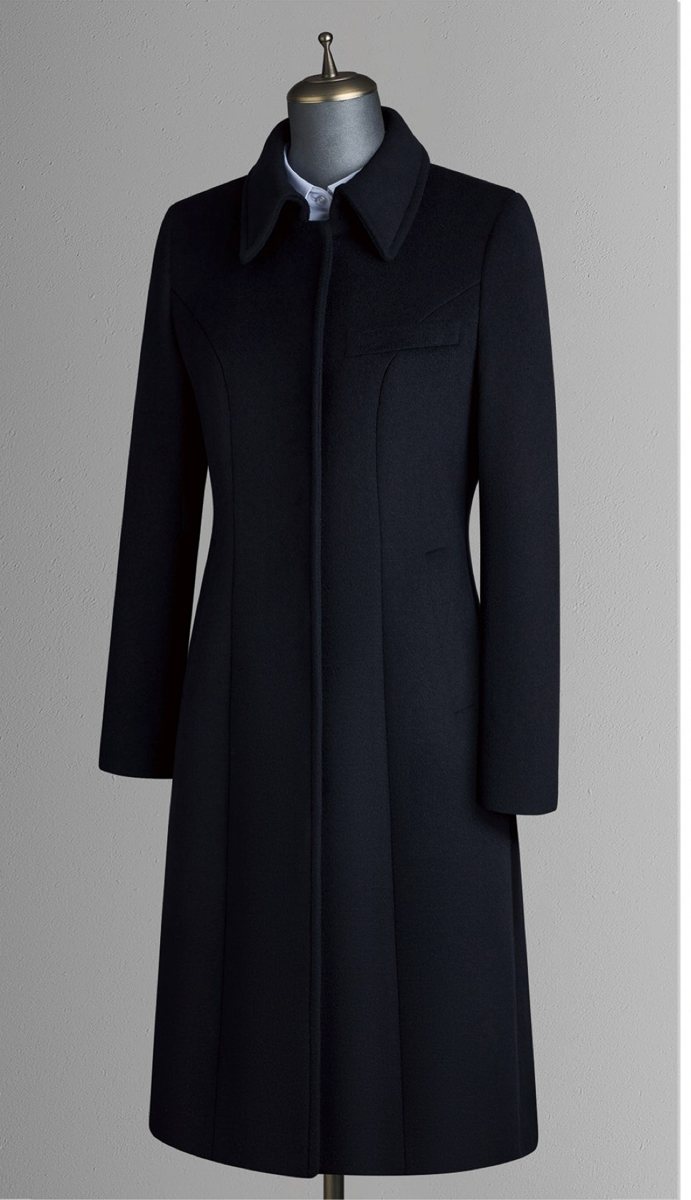 DW-5562 - Women's overcoat - Coordinated outfit / source-page image